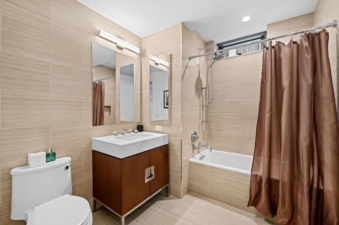 99 HUDSON ST Unit: 402