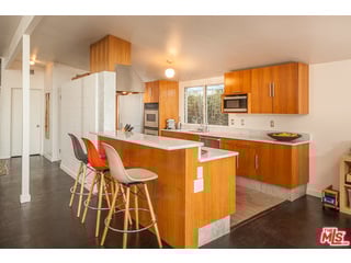 15171 Mulholland Dr
