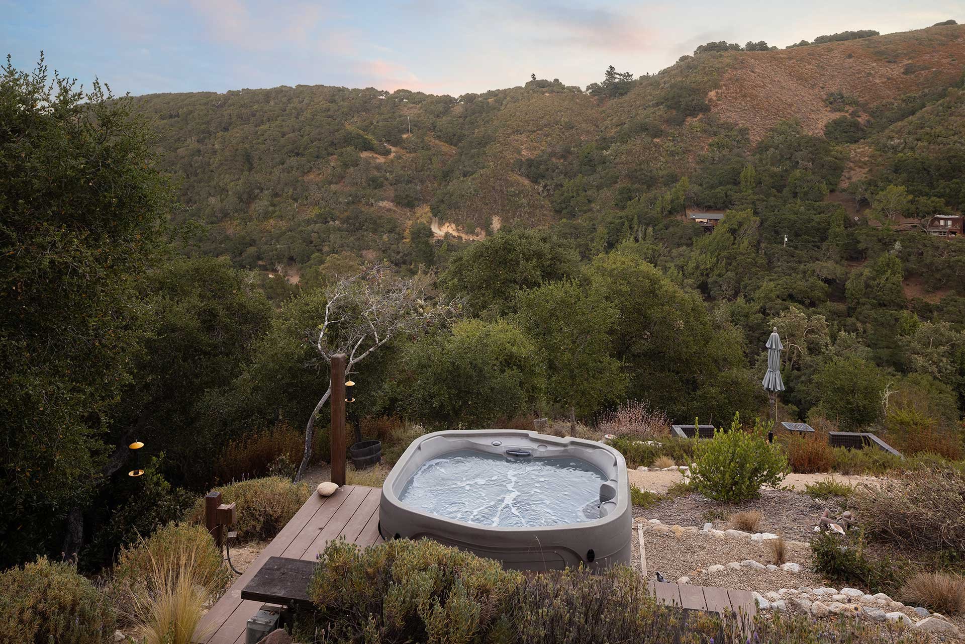 The Valley Hideaway