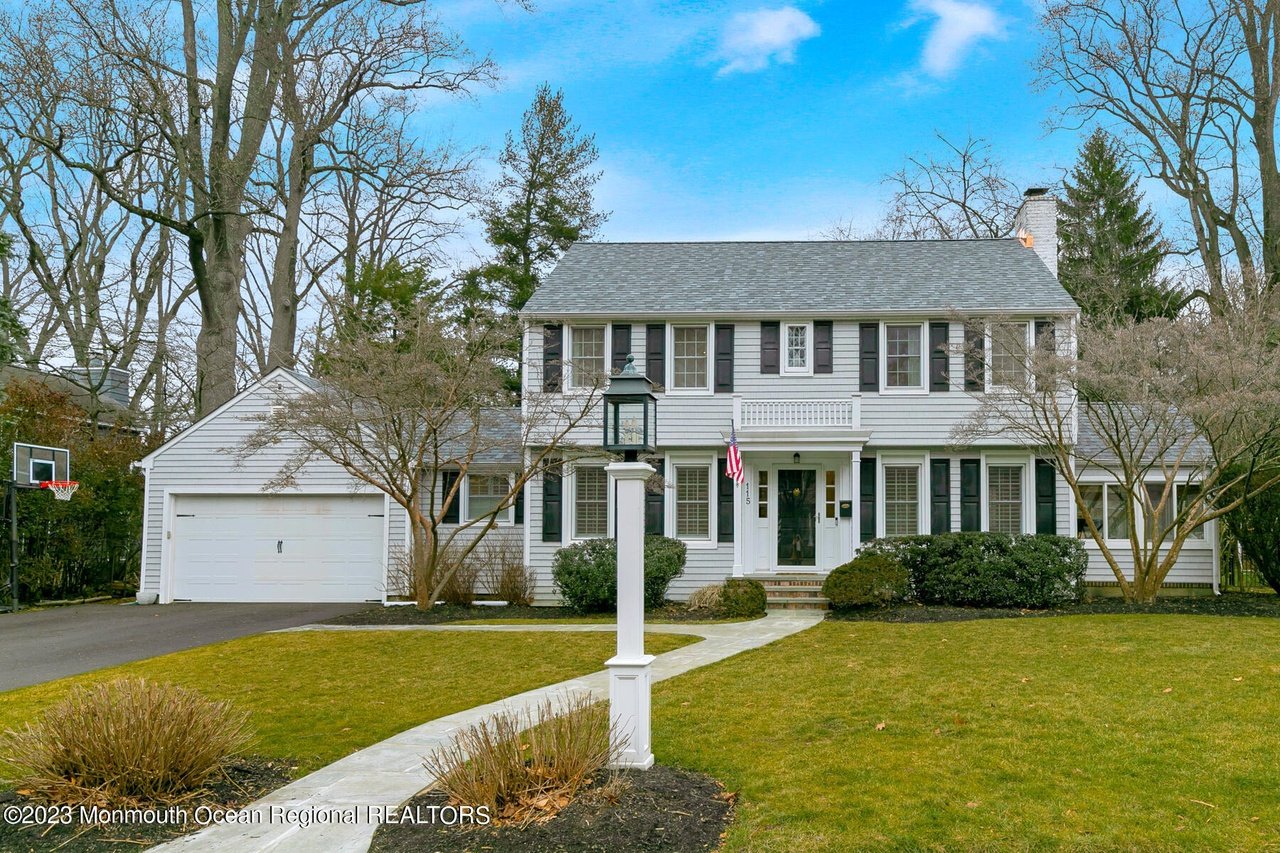 115 Woodland Dr