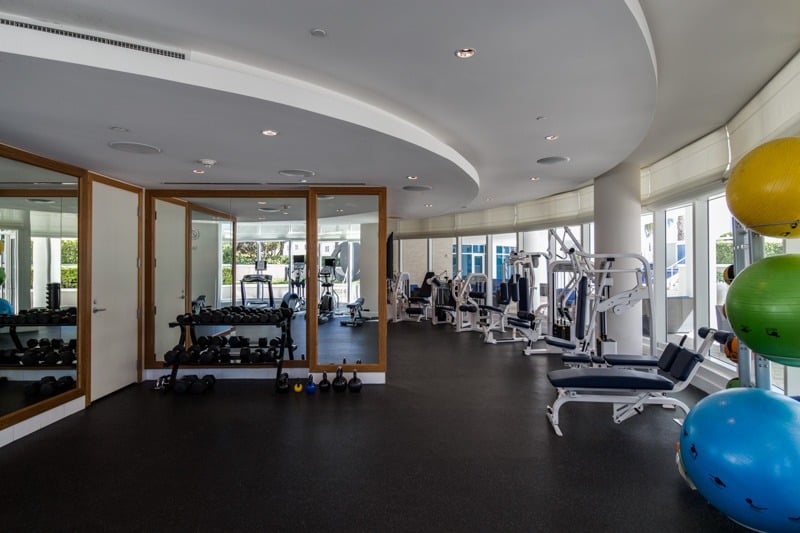 Falcon+Gonsalves List Mid-Miami Beach Mosaic $2.850M Sky Home