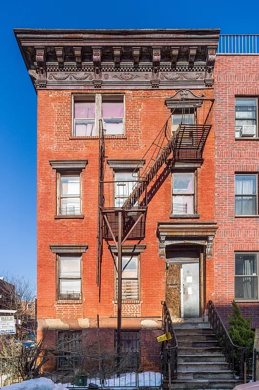 61 S 4th Street