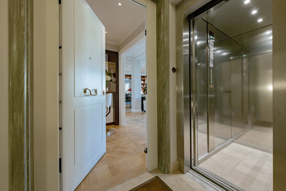 APARTMENT VASARI