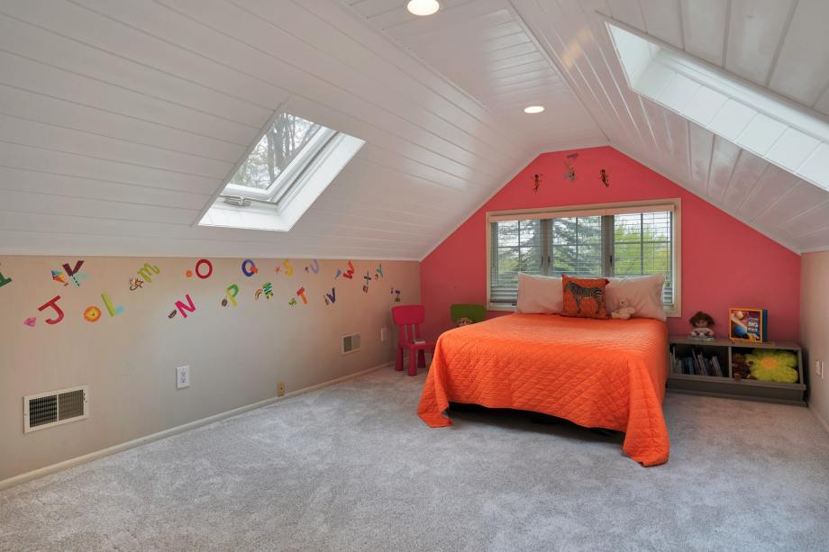 Sold! 213 East Cedar St, Livingston – $750,000 – UC in 8 days!