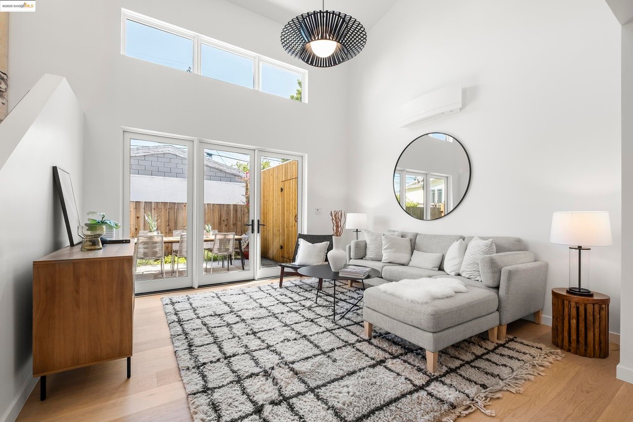 2514-2516 Mathews St