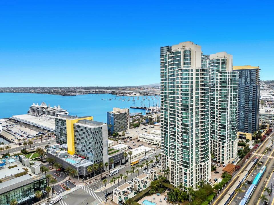 The Grande South Penthouse 3703