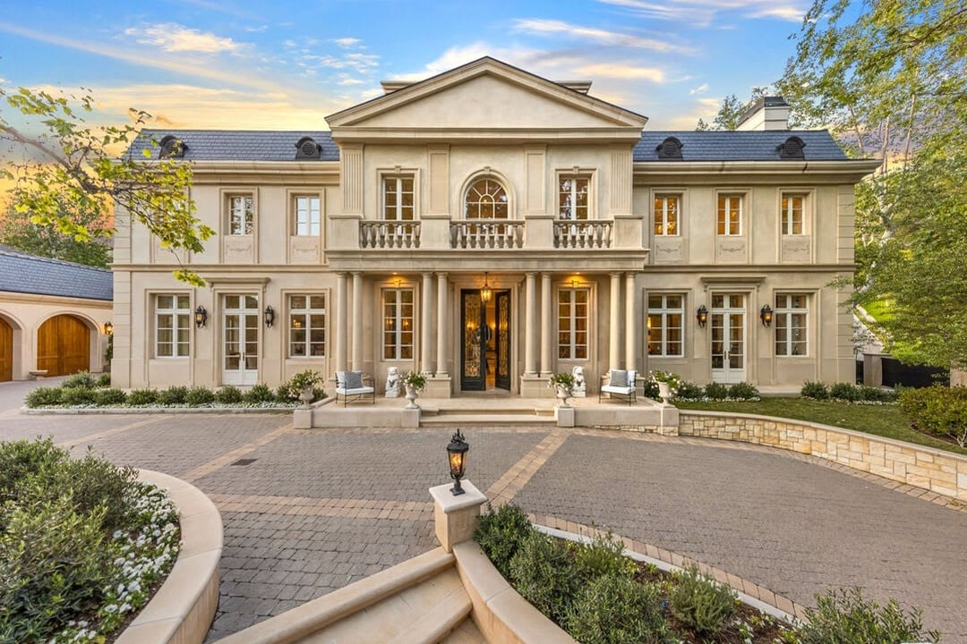 Grandeur Oasis