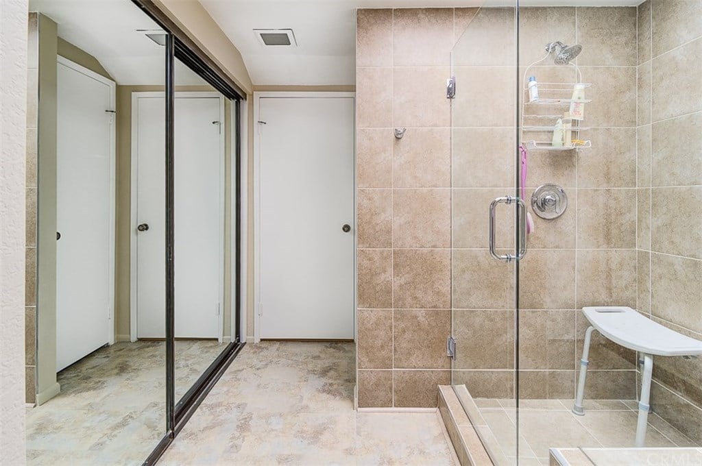 925 Van Ness Ct
