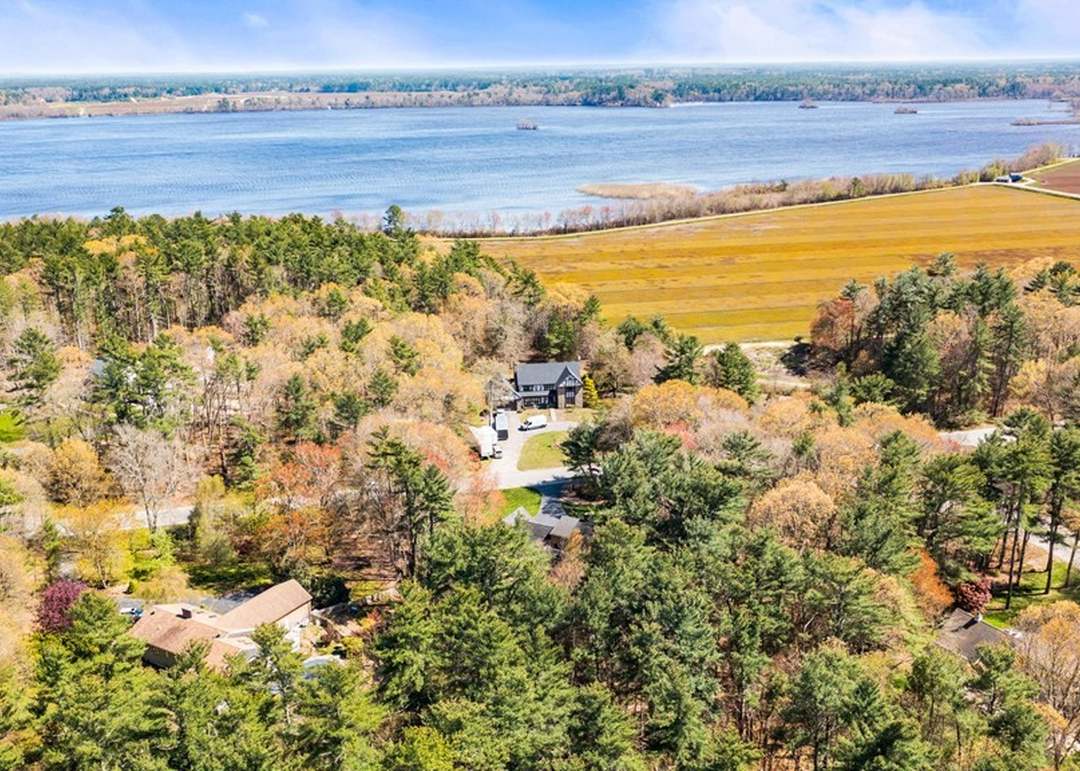 Why Rochester Real Estate is Shaped by Land, Lifestyle, and Local Nuance