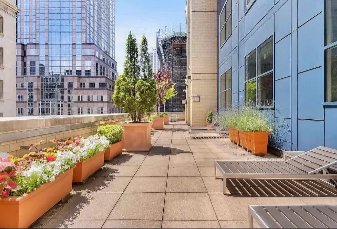 425 5th Avenue Unit 23D