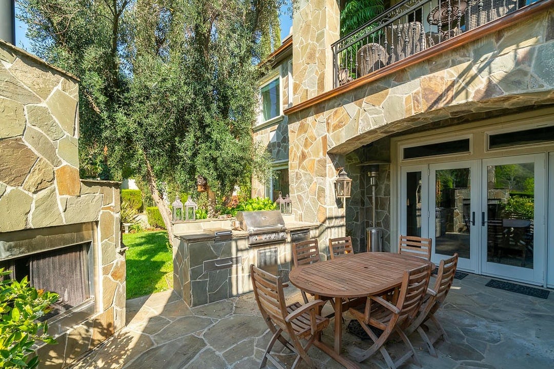 Grove Palazzo