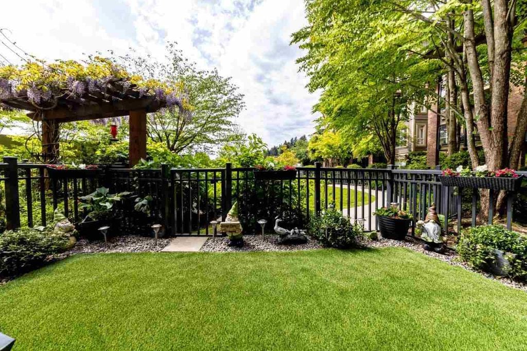1633 Mackay Ave, #109