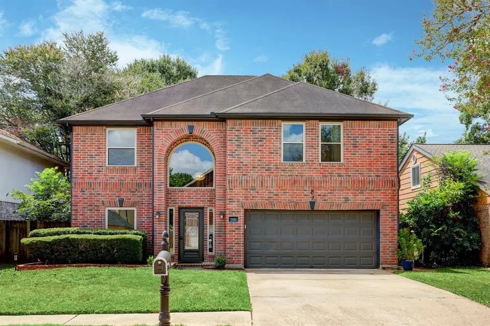 3311 Broken Bough Dr