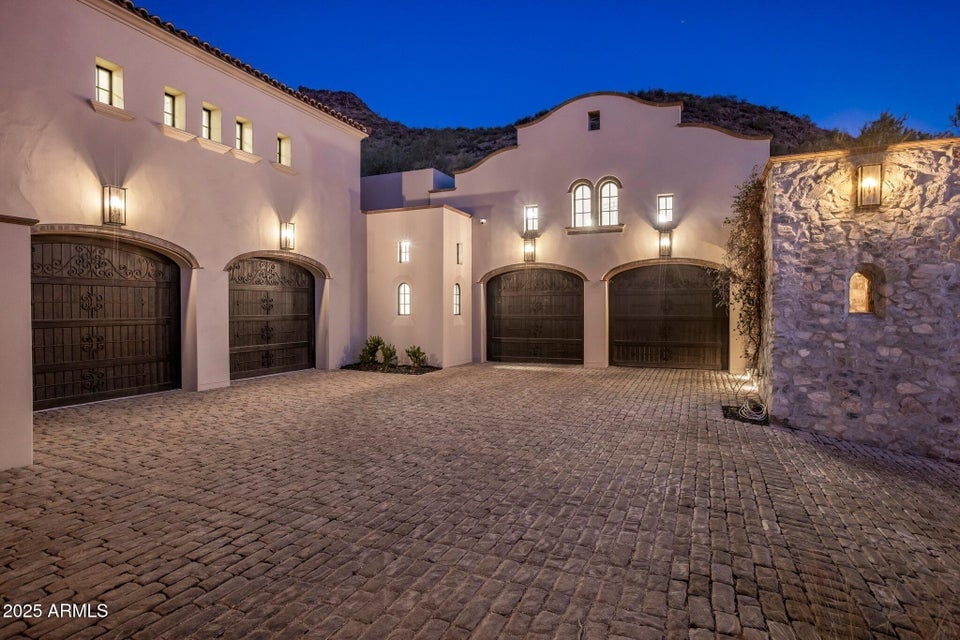 11268 E Moonlight CYN