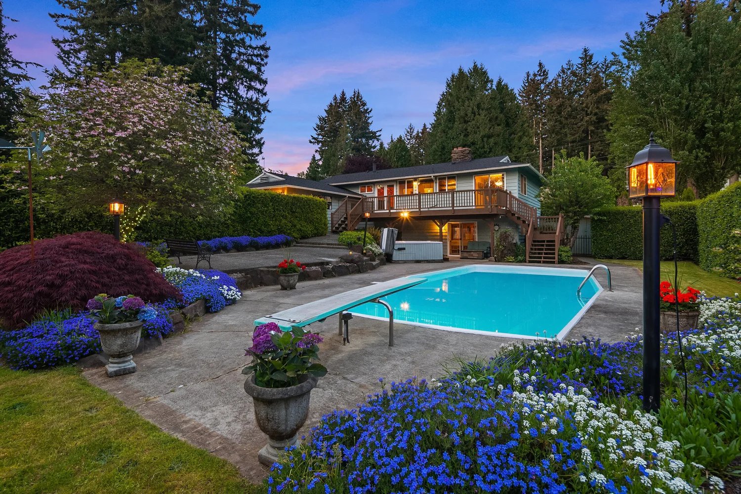 17404 17th Ave W