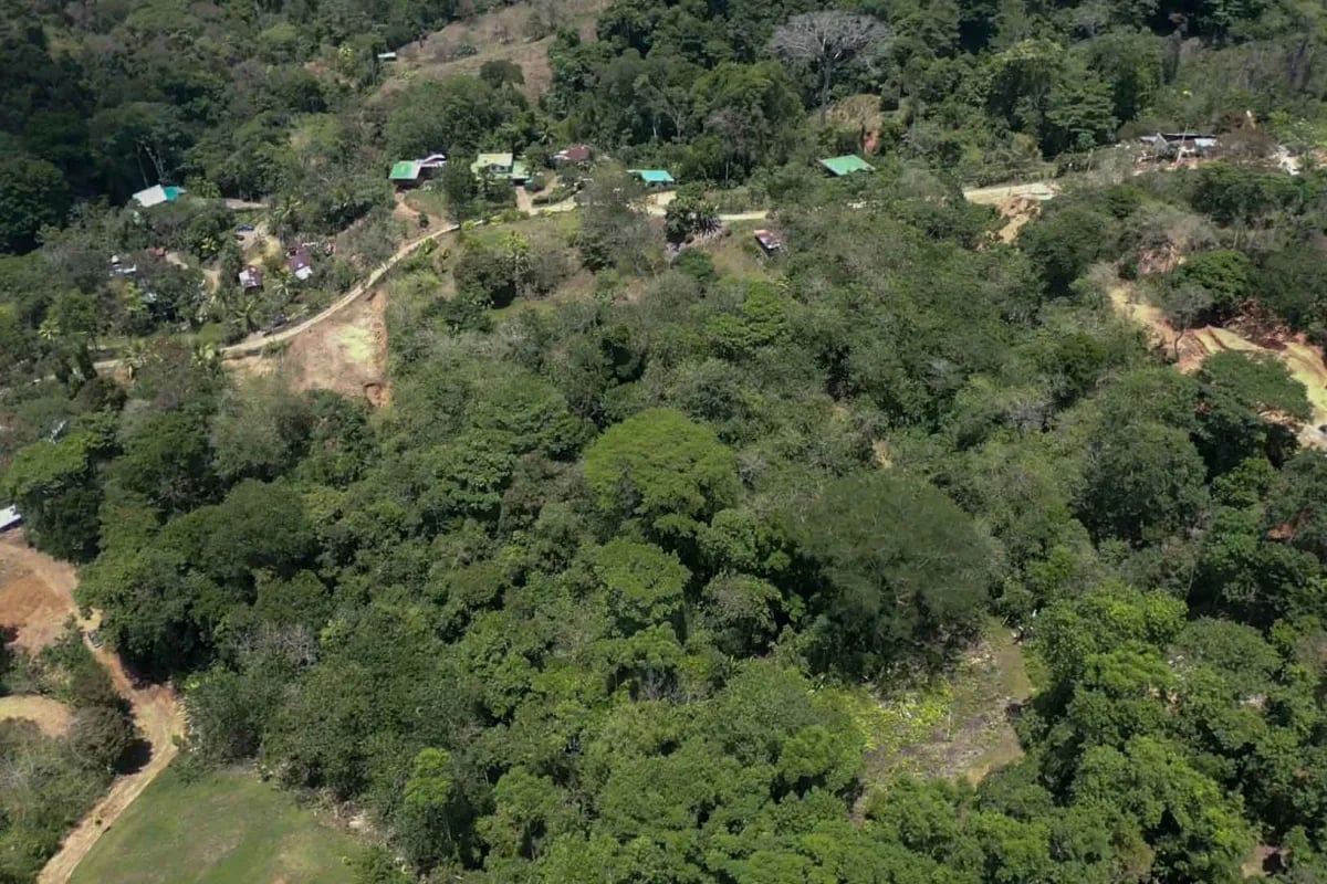 Private 13-Acre Property with Ocean and Mountain Views in San Buenas