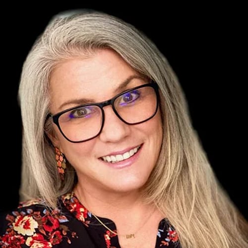 Lisa  McCorquodale-Robalin