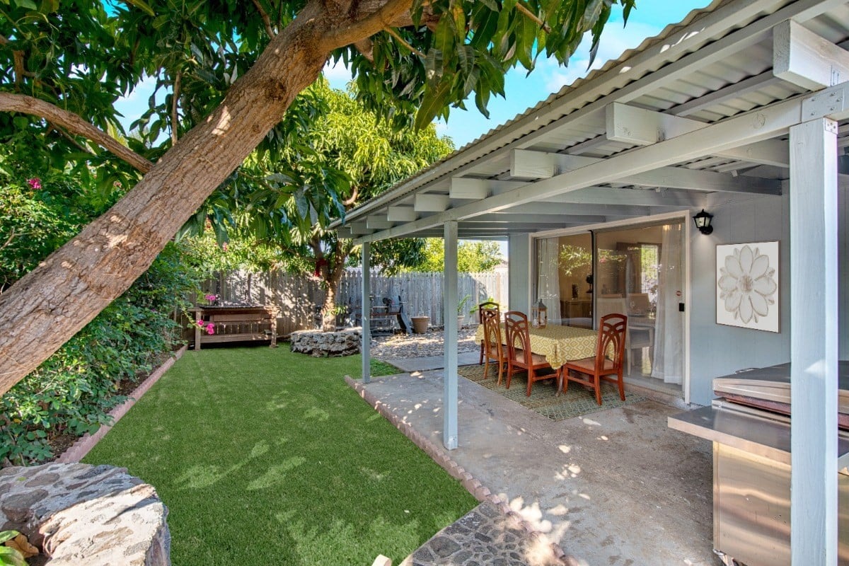 62-3283-A Hulukupuna St