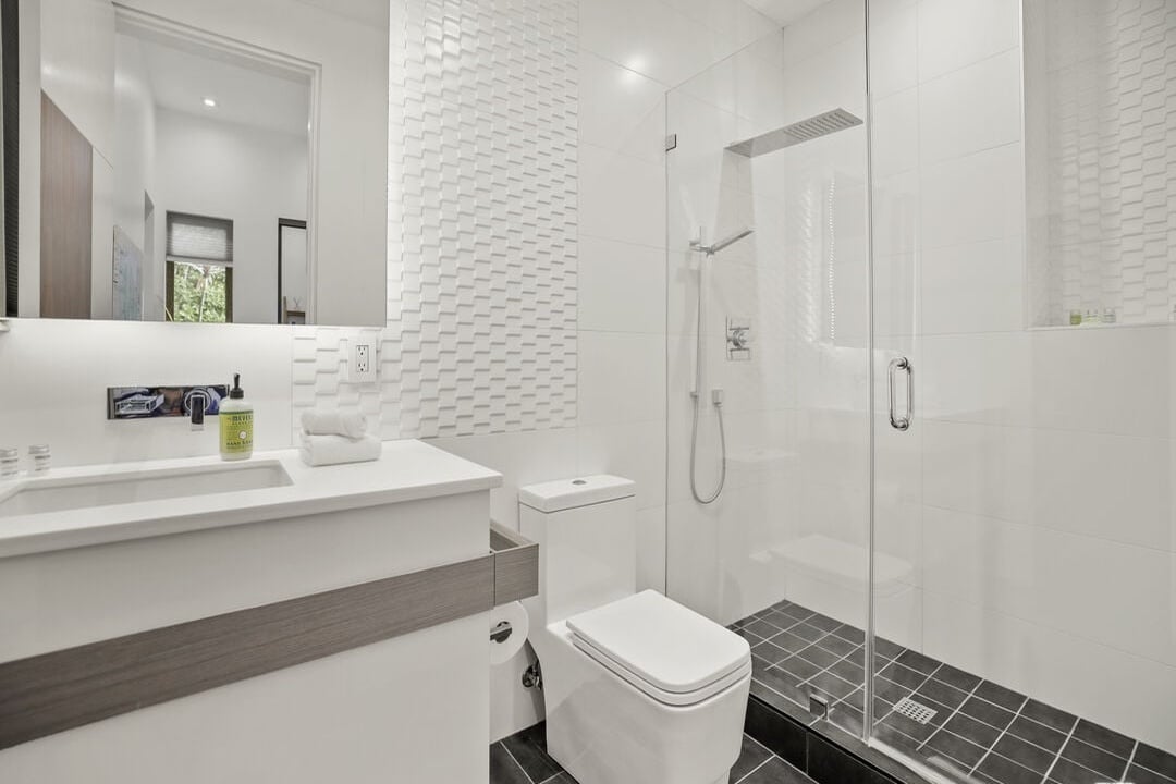 N Crescent Heights Blvd, 90046