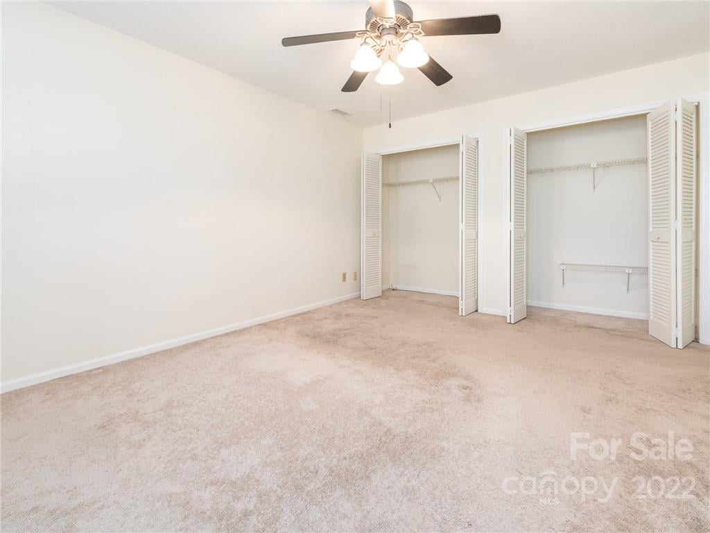 5400 Country Woods Dr