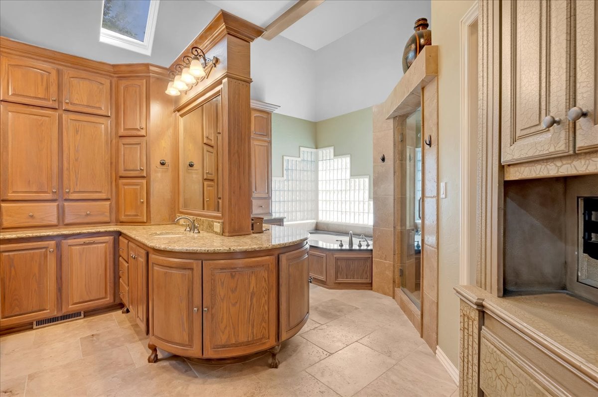 Listing of the Week: 1516 Morning Star in Edmond, Oklahoma - Faircloud - Wyatt Poindexter - The Agency 