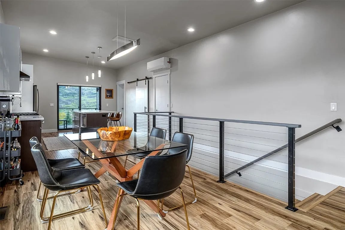 1744 Indian Trail
