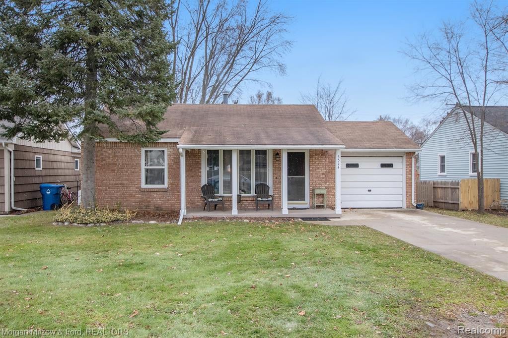 5514 Sunwood Drive