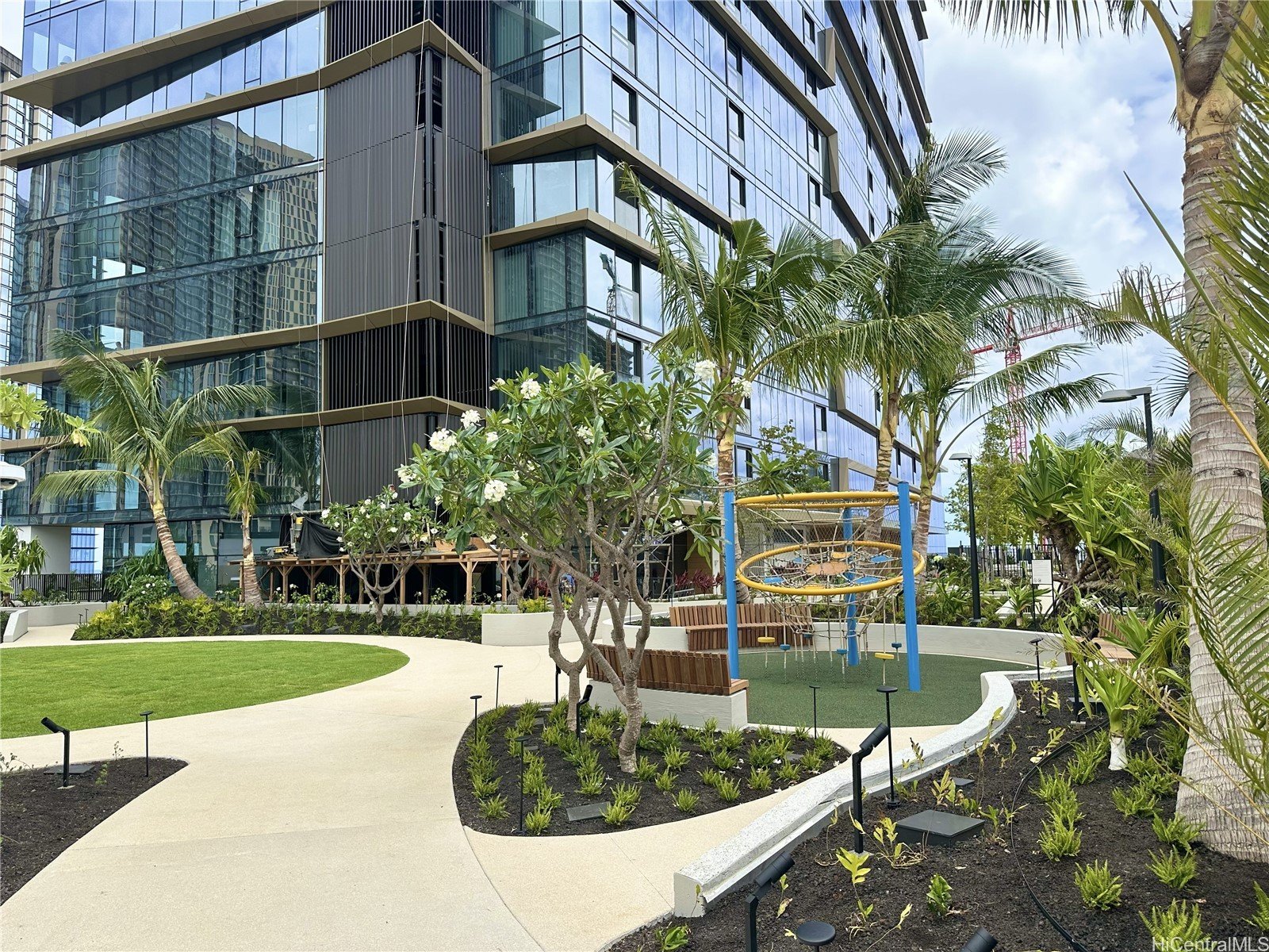 333 Ward Avenue #3501