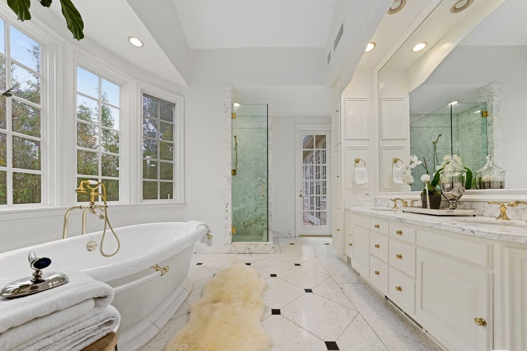 Opulent Ridge