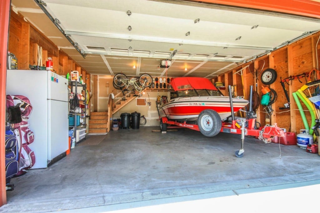 325 Lake Front Rd