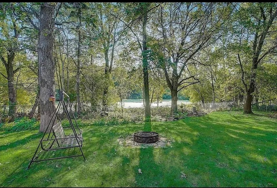 4626 Lenore Ln