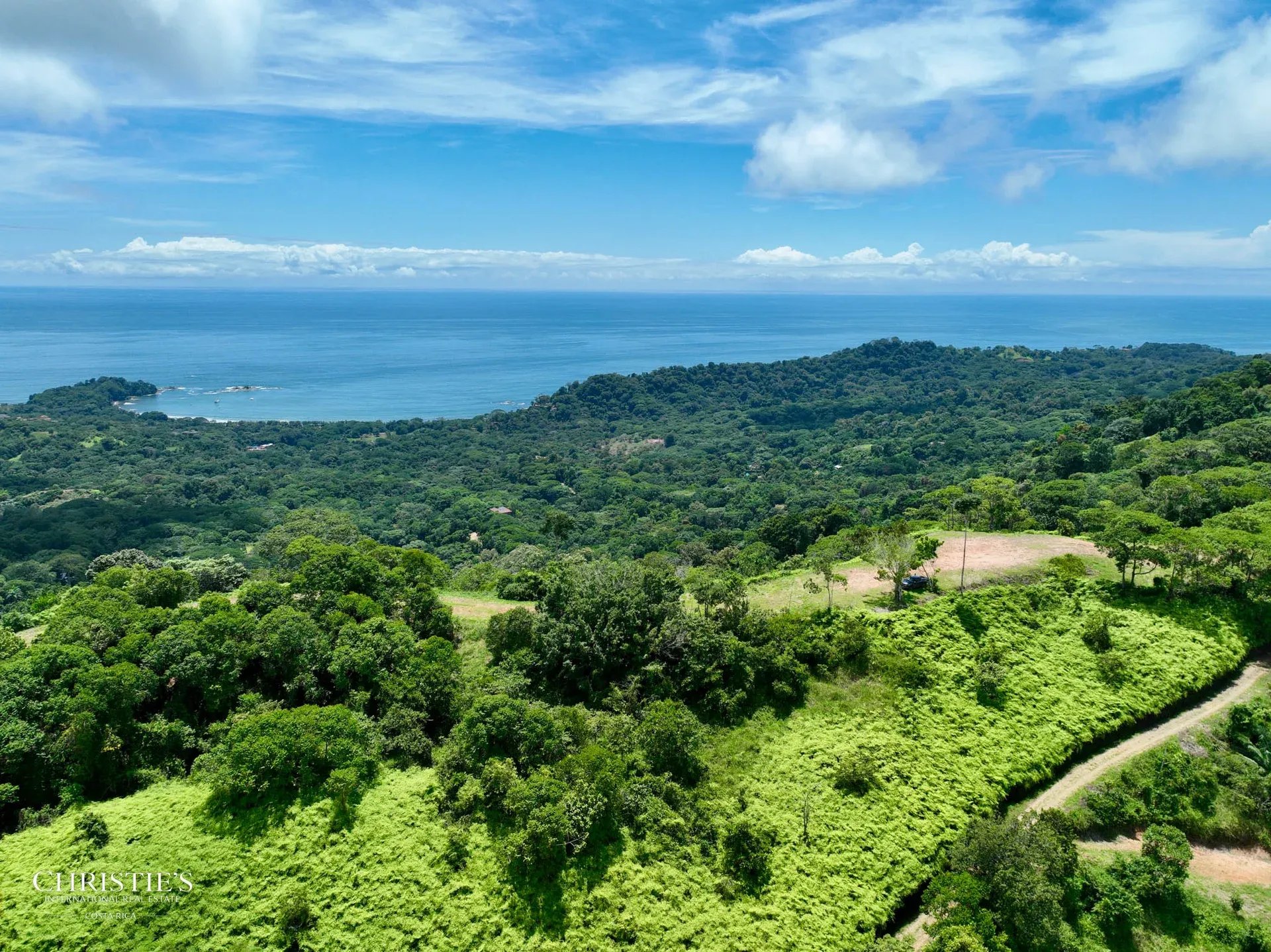 Luxury Farm Estate — 60 hectares of Breathtaking Views & Ultimate Privacy