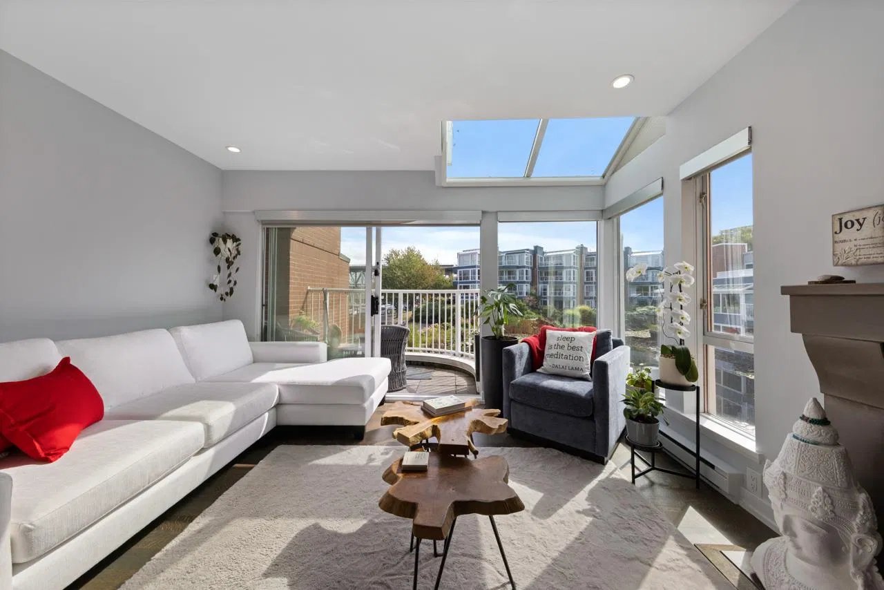 1594 Island Park Walk