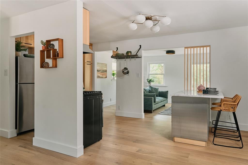 6806 Syracuse Cv