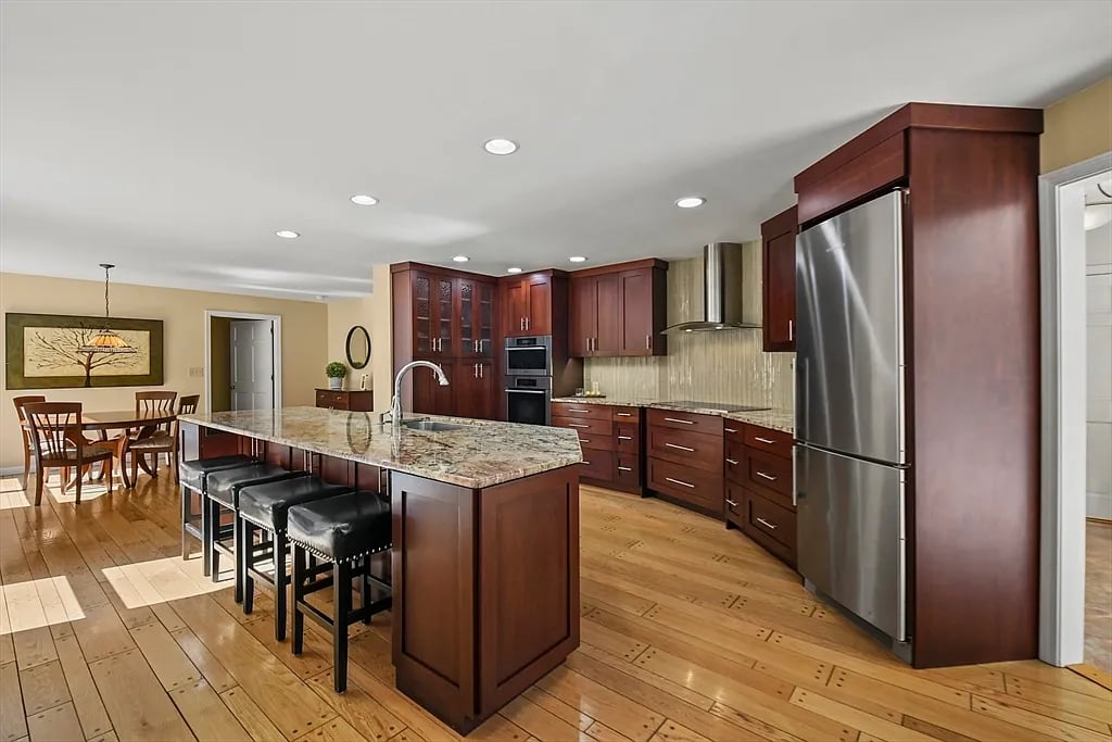 55 Prospect Hill Rd