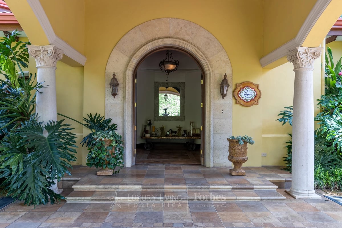 20090 - Luxurious Coffee Estate for Sale in the Mountains of Alajuela