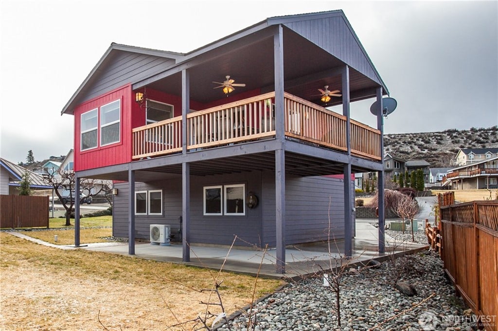 275 W Emerson Dr
