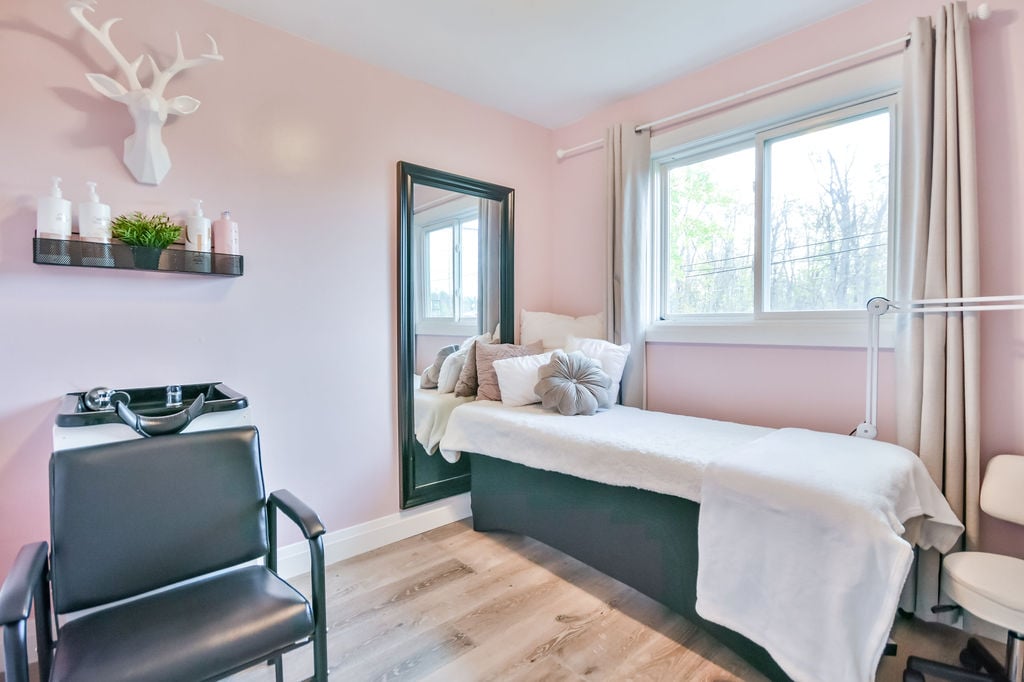 Bright and Welcoming