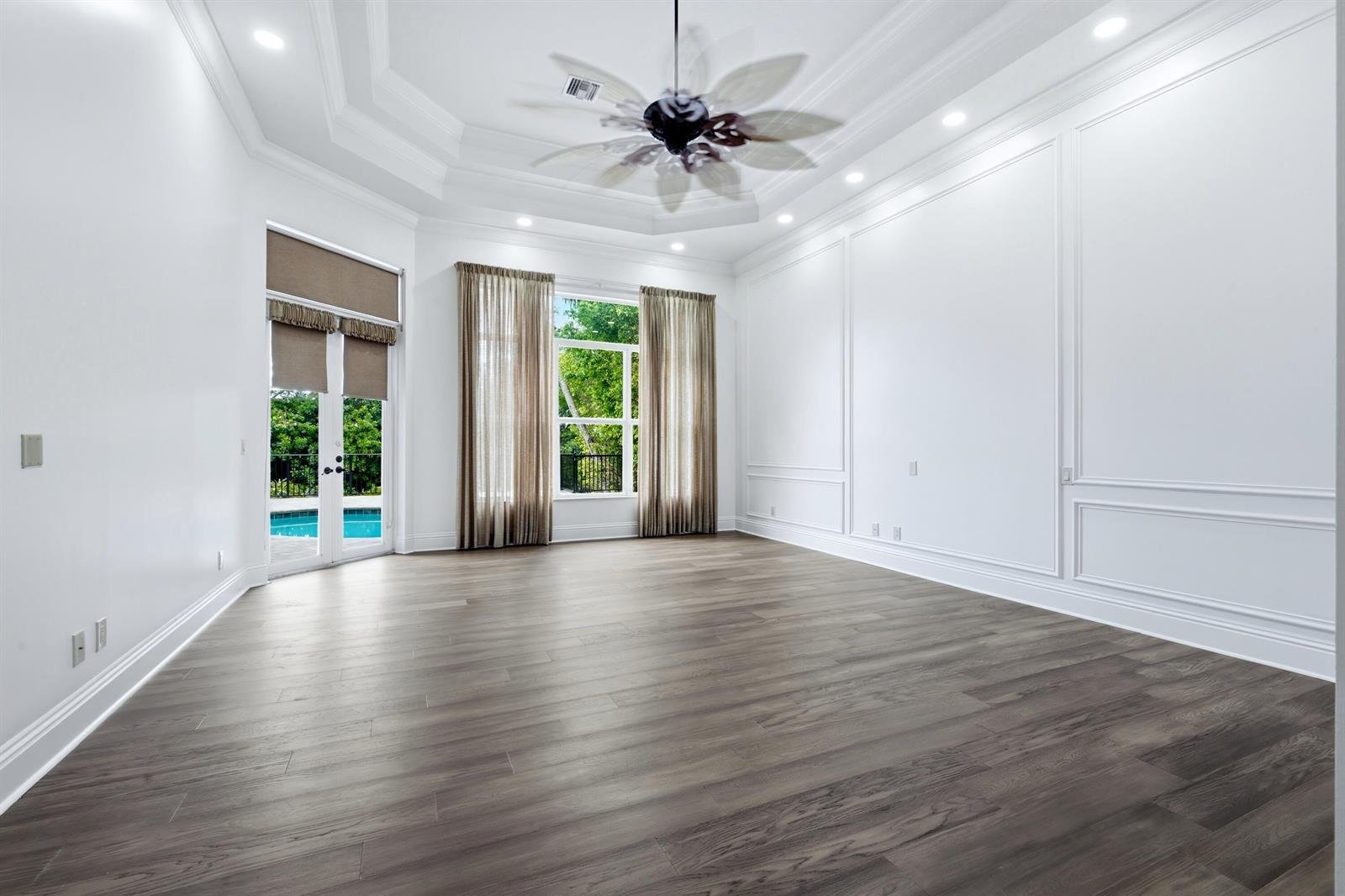 608 Inlet Rd