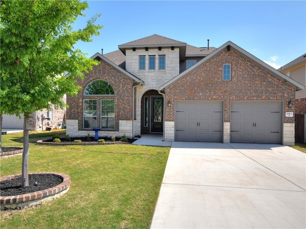 5913 Othello Pl