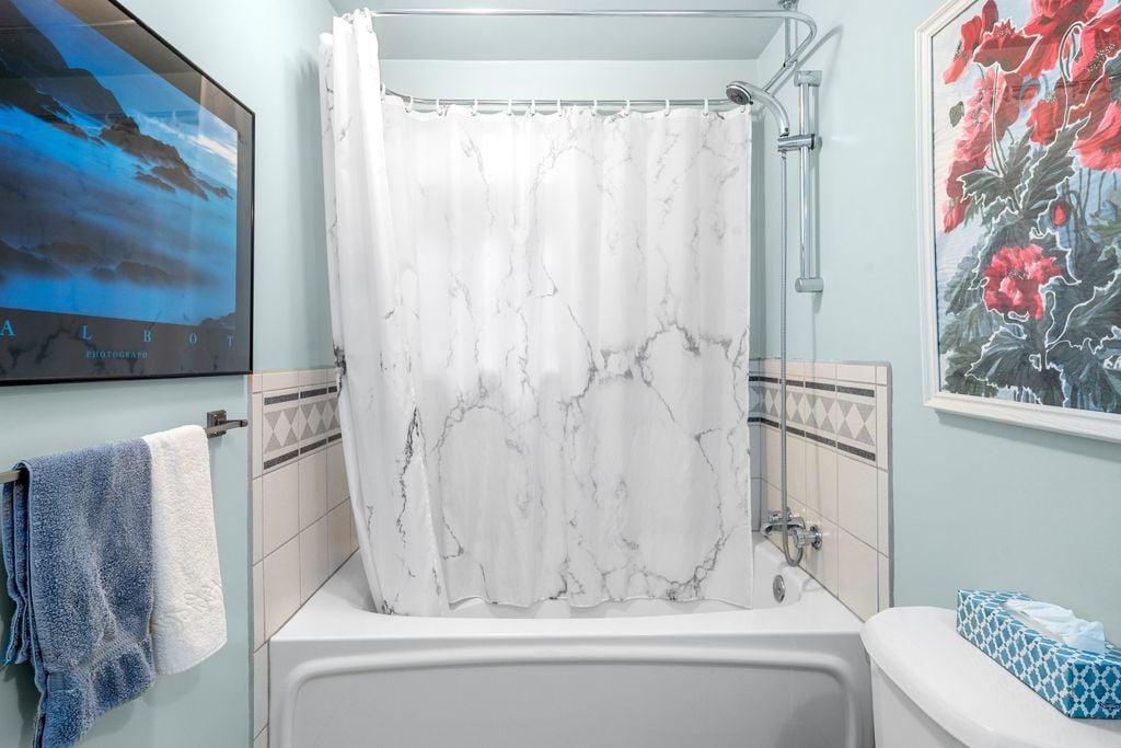 49 W 7th Ave, #3447