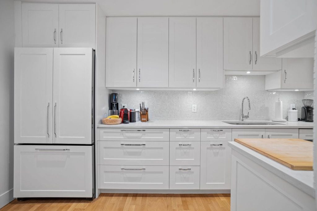 2125 W 2nd Ave, #207
