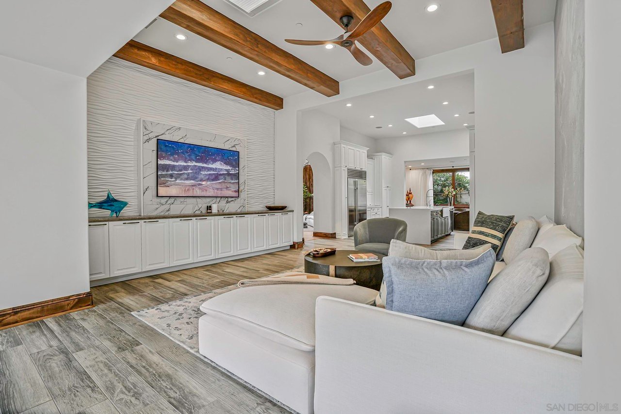 15823 The River Trail