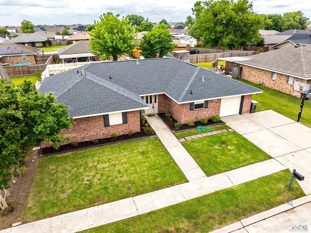 1406 Cottage Dr