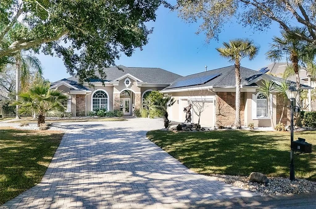 18 OLD OAK DR N, PALM COAST, FL 32137 New Listing