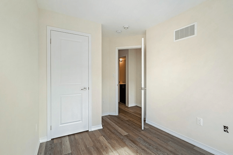 30 Fieldway Road Unit: 83