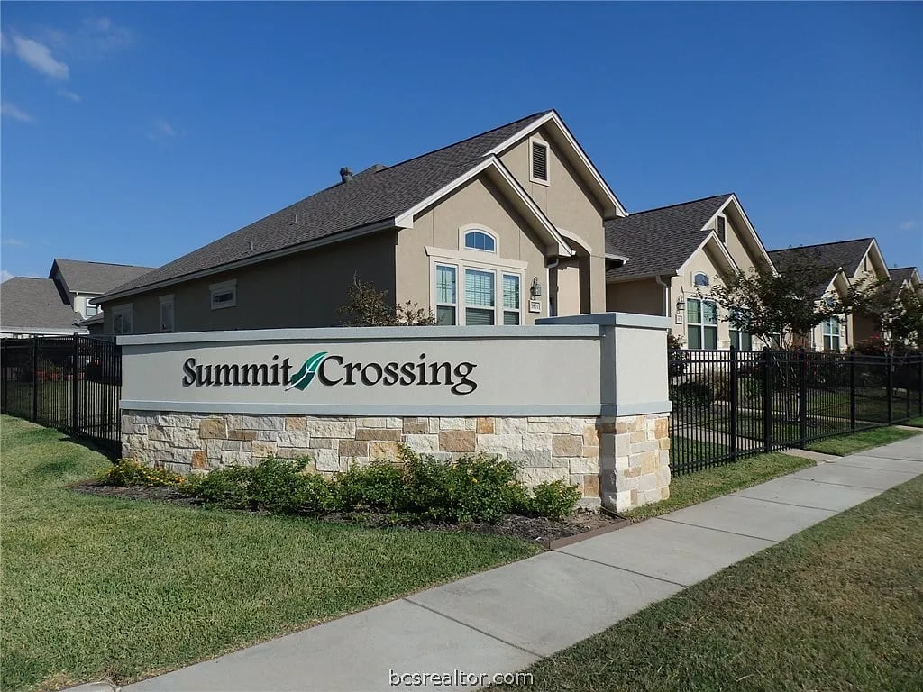 Summit Crossing