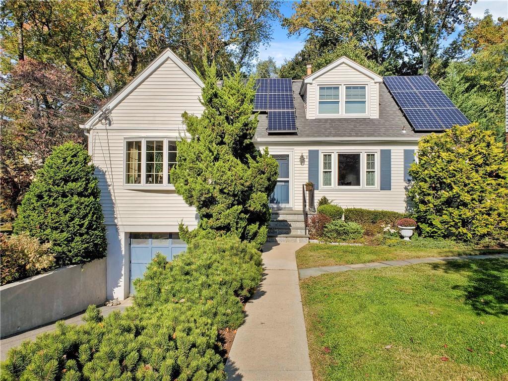 9 Brookside Ave
