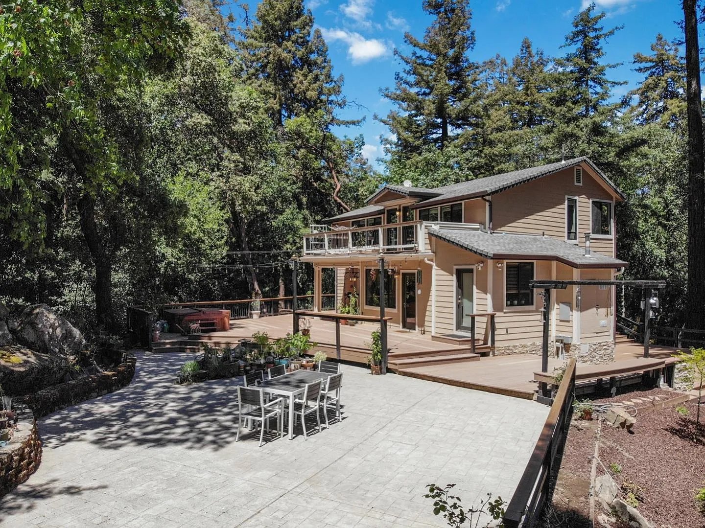 20733 Santa Cruz Hwy