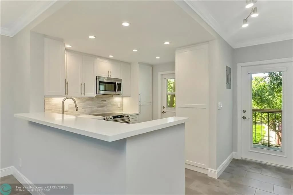 1501 S Ocean Boulevard, Unit 226